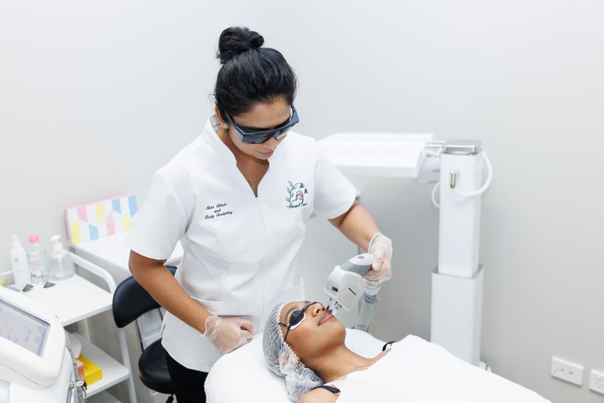 healthcare and pharma photography by Snappr — Clinical